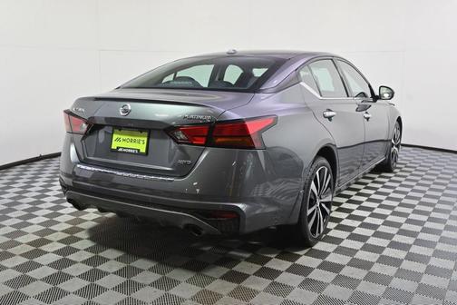 Gun Metallic 2020 Nissan Altima 2.5 Platinum