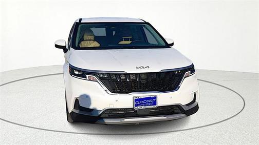 2024 Kia Carnival EX