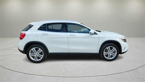 2017 Mercedes-Benz GLA 250 Base