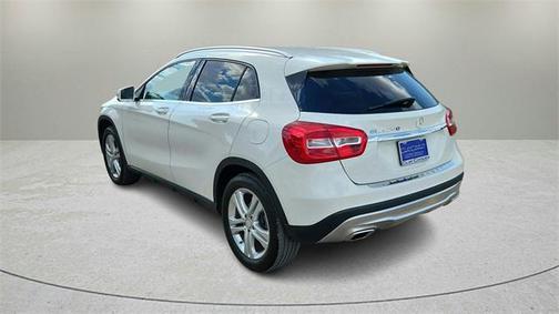 2017 Mercedes-Benz GLA 250 Base