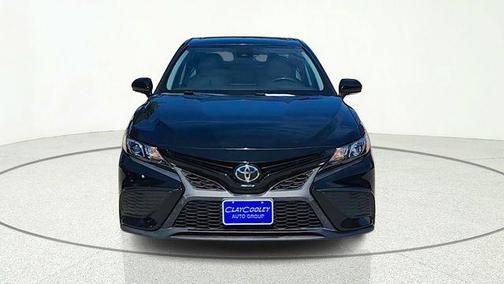 Midnight Black Metallic 2021 Toyota Camry SE