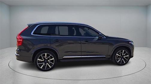 2023 Volvo XC90 B6 Plus 7-Seater