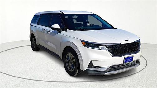 2023 Kia Carnival LX