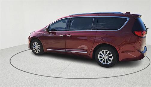2018 Chrysler Pacifica Touring-L