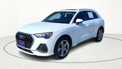 2020 Audi Q3 45 S line Premium
