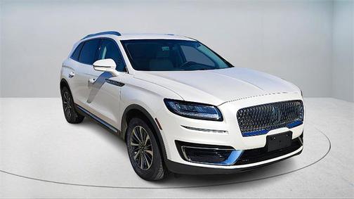 2019 Lincoln Nautilus Select