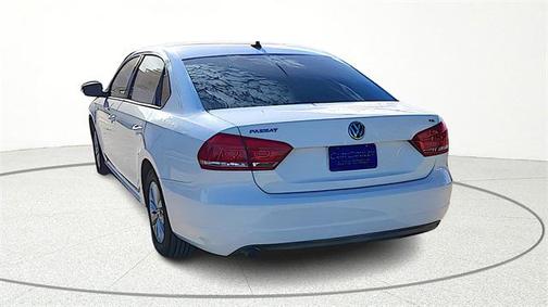 2015 Volkswagen Passat 1.8T S