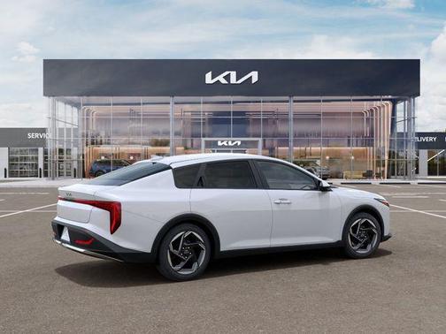 Snow White Pearl 2026 Kia K4 EX
