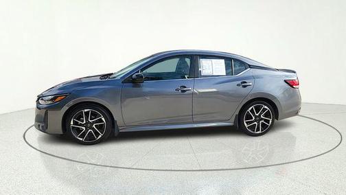 Gun Metallic 2025 Nissan Sentra SR