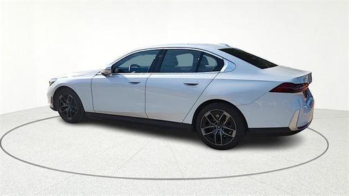 2024 BMW i5 eDrive40