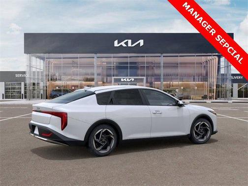 2025 Kia K4 EX