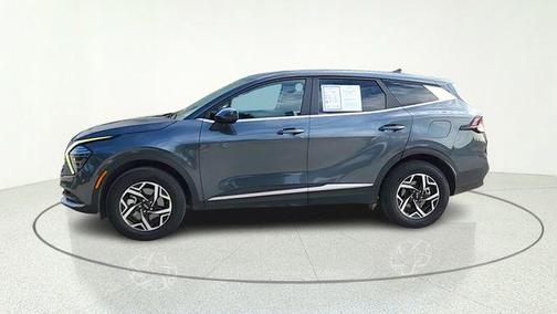 Gravity Gray 2024 Kia Sportage LX