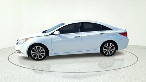 Pearl White 2014 Hyundai SONATA SE