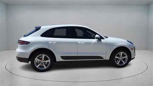 2021 Porsche Macan Base