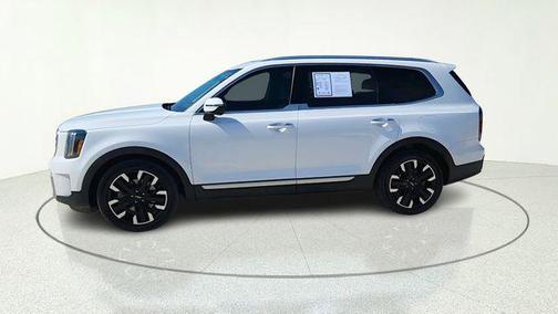 Glacial White Pearl 2024 Kia Telluride SX