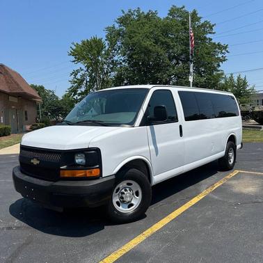 2017 Chevrolet Express 3500 LS