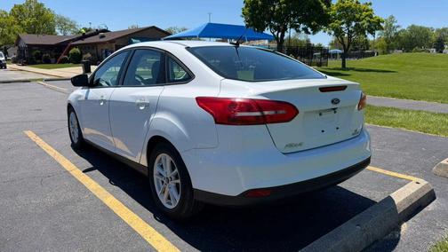 White 2015 Ford Focus SE