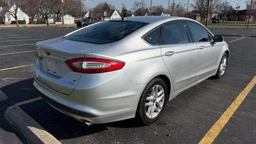 Silver 2013 Ford Fusion SE