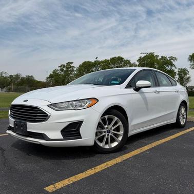 White 2020 Ford Fusion Hybrid SE