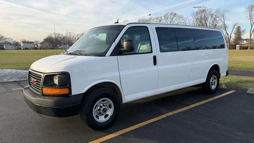 2015 GMC Savana 3500 LS