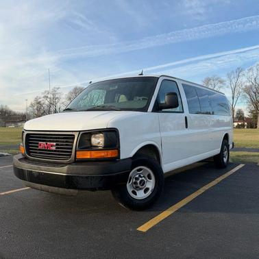 2015 GMC Savana 3500 LS