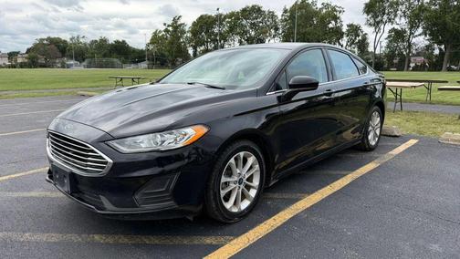 Black 2020 Ford Fusion Hybrid SE