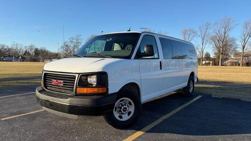 2015 GMC Savana 3500 LS