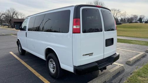 2016 Chevrolet Express 2500 LS