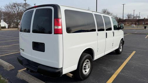 2016 Chevrolet Express 2500 LS