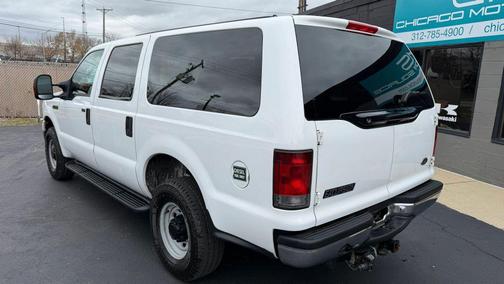 2005 Ford Excursion XLT