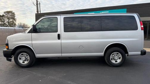 2019 Chevrolet Express 2500 LS