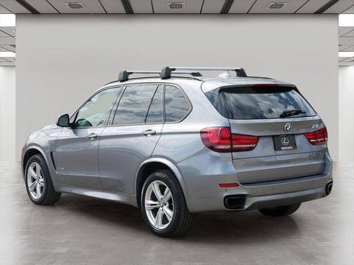 Space Gray Metallic 2016 BMW X5 xDrive35i