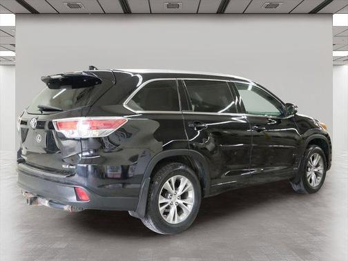 2010 Toyota Highlander SE