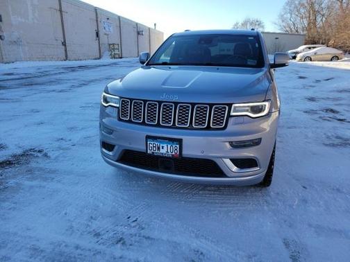 2019 Jeep Grand Cherokee Summit