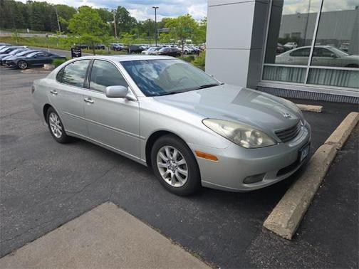 2004 Lexus ES 330 Base