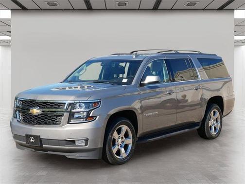 2017 Chevrolet Suburban LT