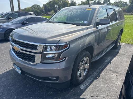 2017 Chevrolet Suburban LT