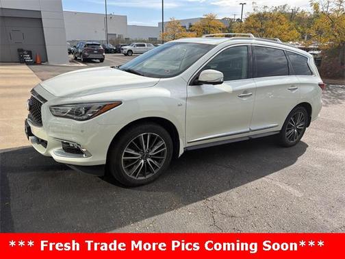 2017 INFINITI QX60 Base