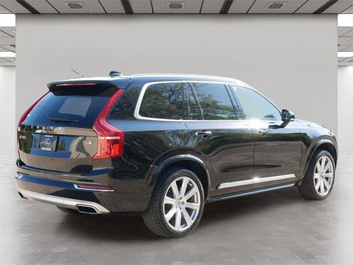 2018 Volvo XC90 T6 Inscription