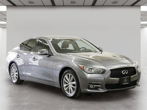 2015 INFINITI Q50 Premium