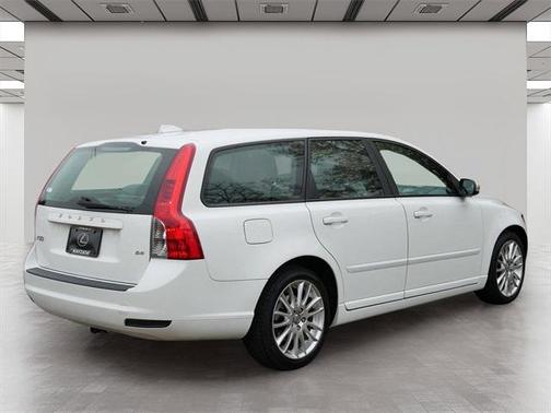 2009 Volvo V50 2.4i