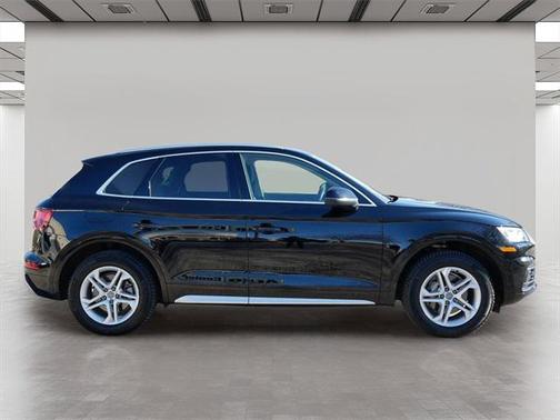 2018 Audi Q5 2.0T Tech Premium