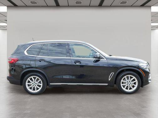 Black Sapphire Metallic 2019 BMW X5 xDrive40i