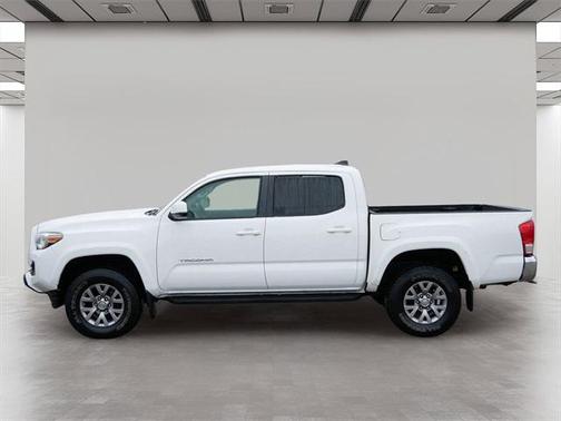 2016 Toyota Tacoma SR5