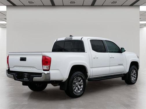 2016 Toyota Tacoma SR5