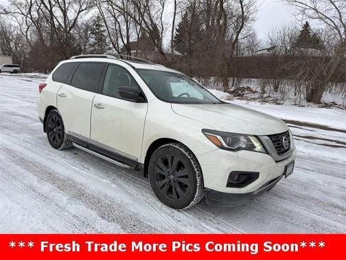2017 Nissan Pathfinder Platinum