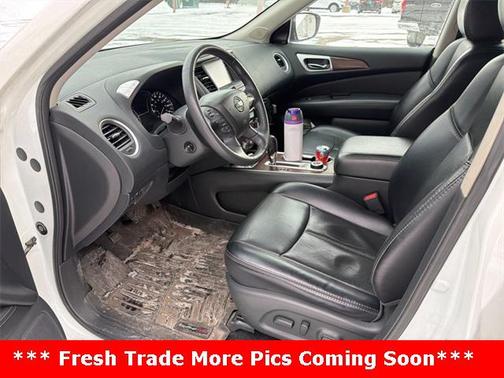 2017 Nissan Pathfinder Platinum