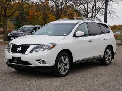 2016 Nissan Pathfinder Platinum