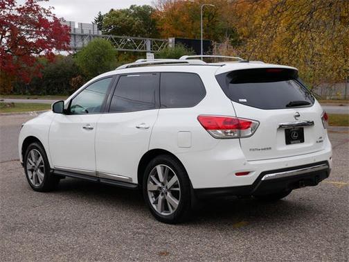 2016 Nissan Pathfinder Platinum