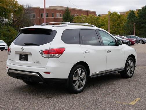 2016 Nissan Pathfinder Platinum